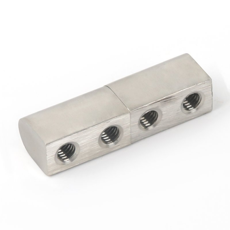 Distribusi Box Hinge